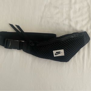 NIKE AIR FANNY PACK BLACK